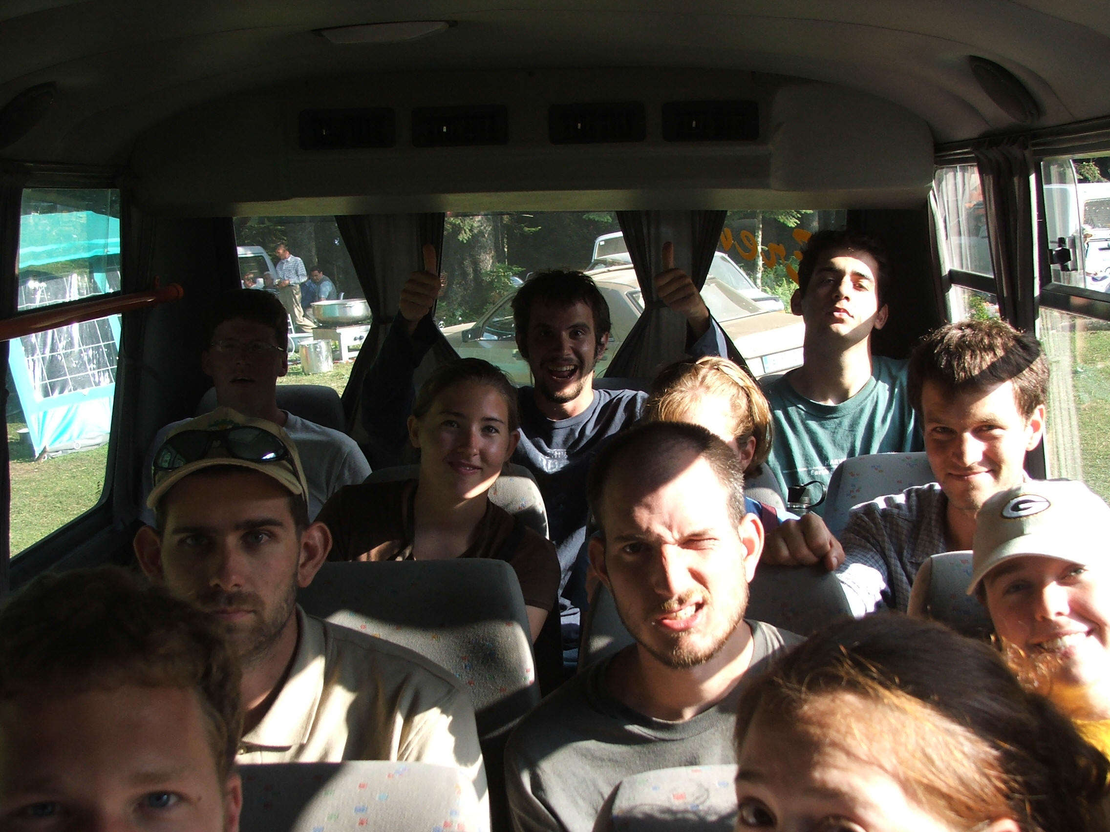 Students mapping at Türkiye field camp site 7A