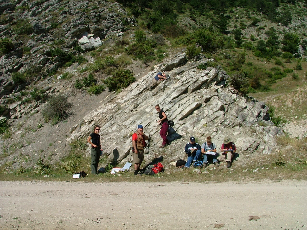 Students conducting geologic mapping near Taskesti, Türkiye